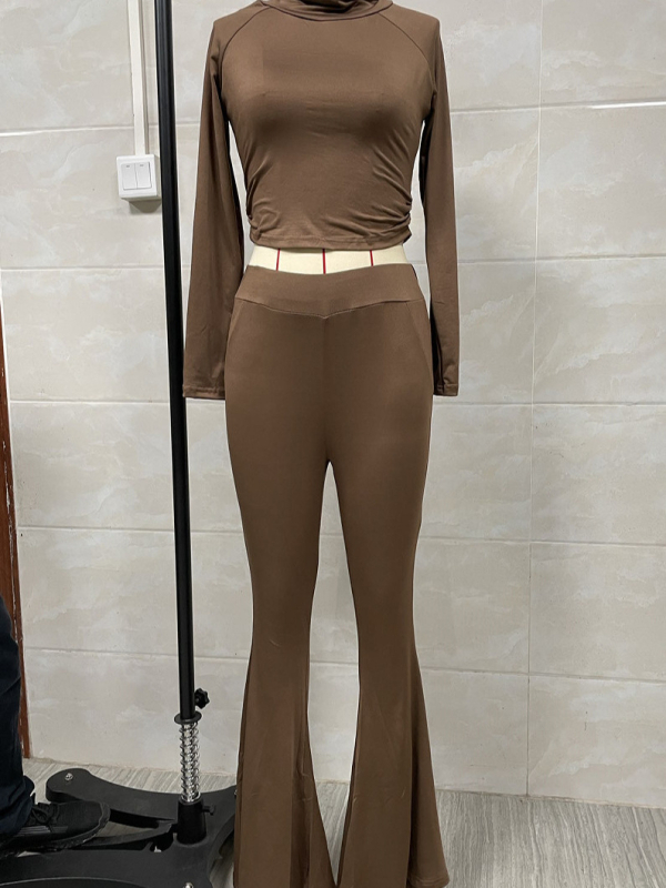 Ženski modni sportsko-casual komplet s visokim ovratnikom i dugim rukavima, uskim krojem, visokim strukom i zvonastim hlačama