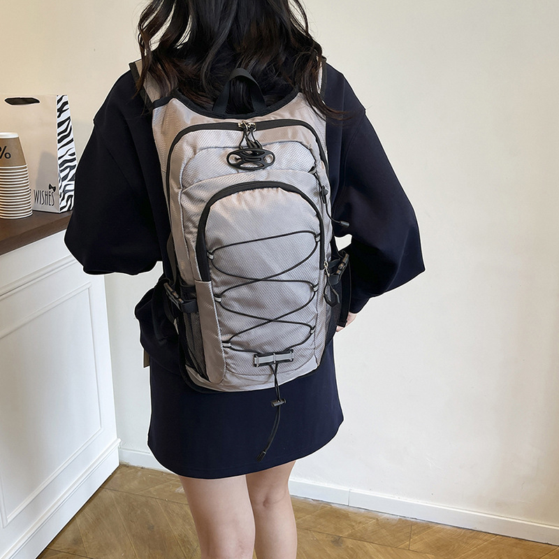 Раница за планински изкачвания и туризъм - найлон, унисекс, дишаща, извита презрамка, за спорт на открито