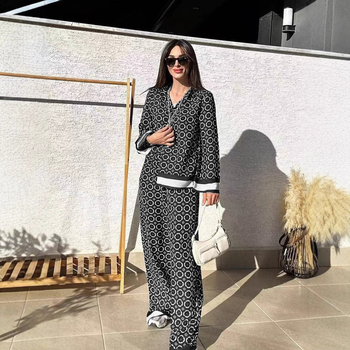 Ženski dvodijelni kostim s tiskom i košulom dugih rukava te visokim strukom hlača, ljeto 2024, poliester 95%+