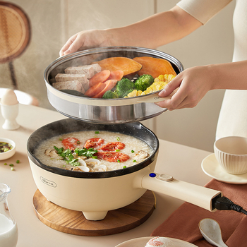 Bear Mindent egyben elektromos wok, kapacitás 4–5 L, 1200–1500 W, tapadásmentes belső edény, hőmérséklet-szabályozás