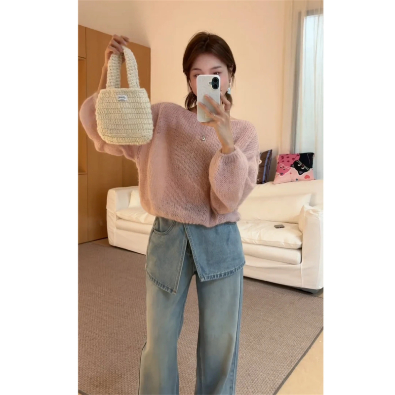 Ženski dvodijelni set s pletenim džemperom i hlačama — jesen 2025, elegantan poslovni stil, poliesterska tkanina, sadržaj poliestera 30–50%, složena izrada