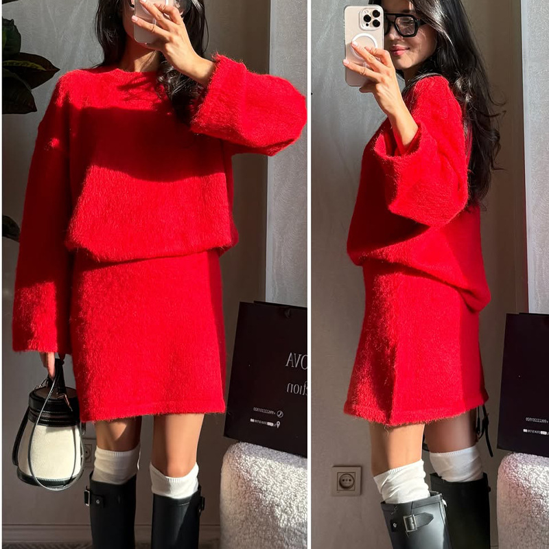 Kostim s suknjom, dugi rukavi, patchwork dizajn, poliester 95%+, jesen 2025