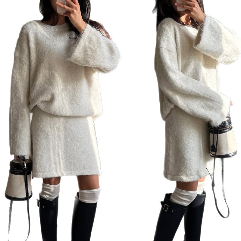 Kostim s suknjom, dugi rukavi, patchwork dizajn, poliester 95%+, jesen 2025