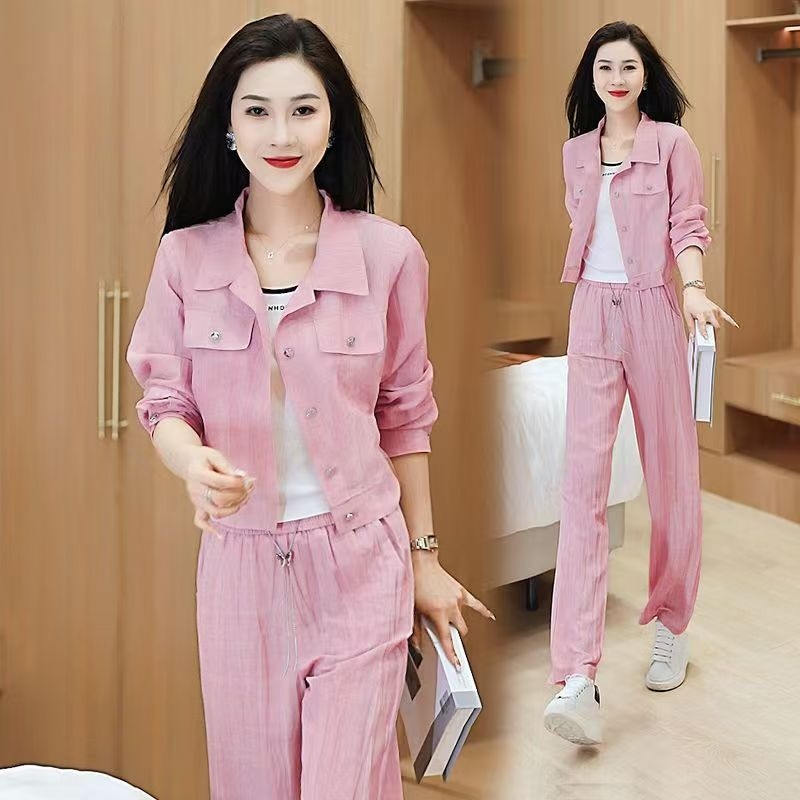 Ženski dvodijelni komplet za jesen: košulа s dugim rukavima i vanjski dio uz široke hlače, bez nabiranja, poliester s 80–90% spandeksa