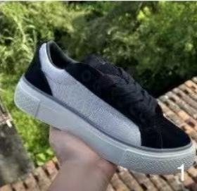 Unisex sportske casual tenisice, tekstilni gornji dio, gumena potplata, vezanje šnurkama, tekstilna uložak