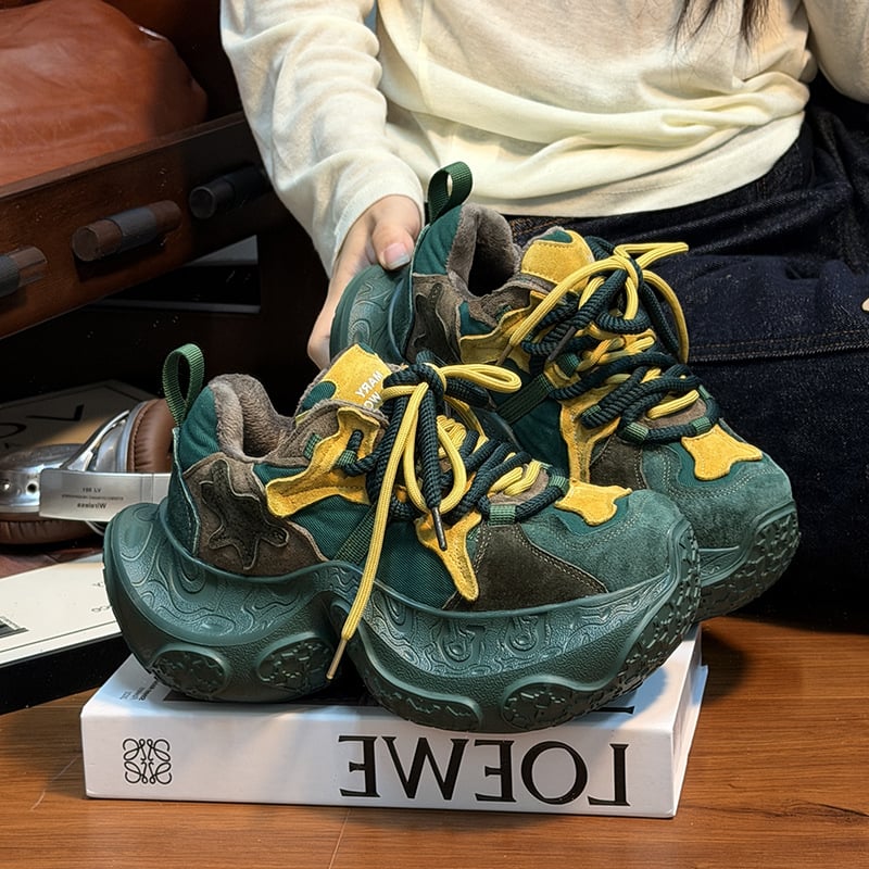 Γυναικεία αθλητικά παπούτσια χαμηλού ύψους, πάνω μέρος από πλαστικό, εσωτερικό από δέρμα, σόλα από καουτσούκ, χειροποίητη κατασκευή