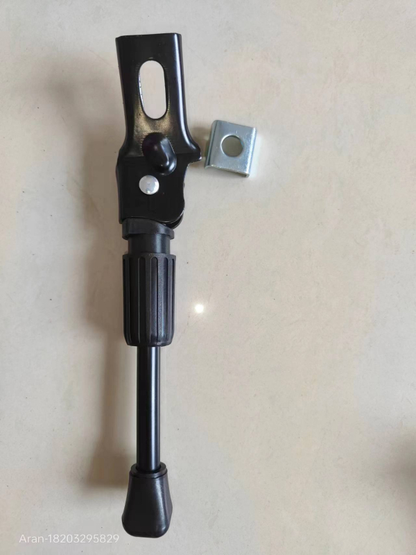 Dječji stalak za bicikl, prilagodljiva podrška, metalna konstrukcija