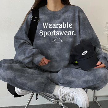 Ženski dvodijelni sportski set u korejskom stilu, fleece unutrašnjost za jesen-zimu, ležeran kroj, dugi rukavi i hlače, poliester 90–95%