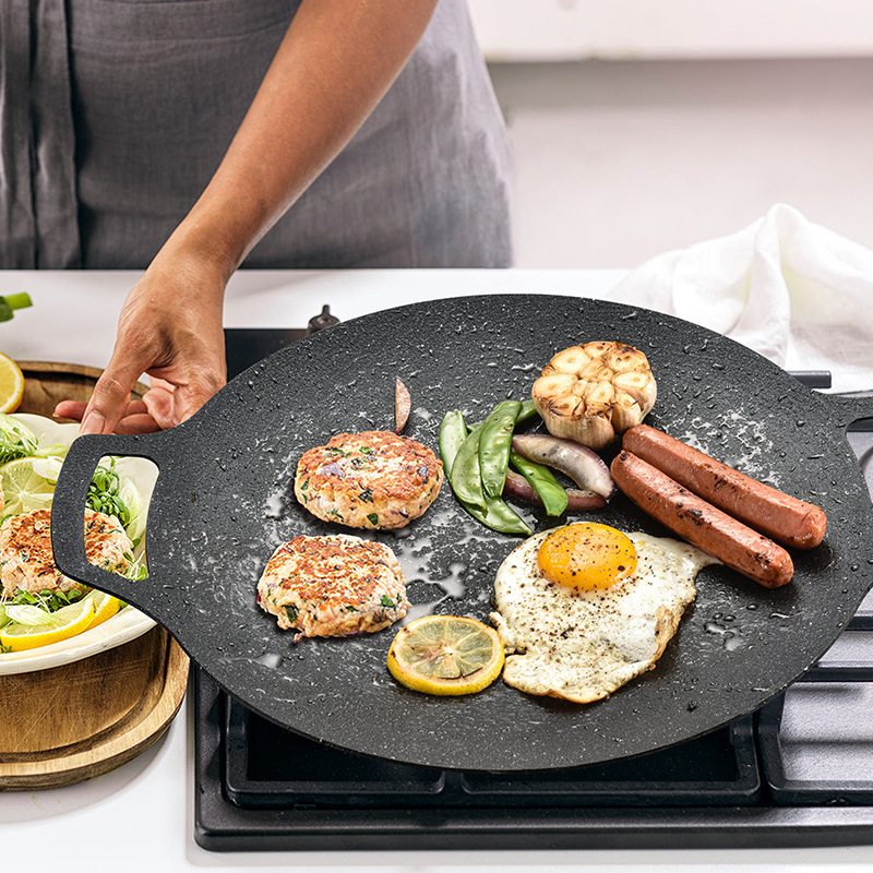 Set aluminijskih nepaličnih tava za roštilj za kampiranje — okruglog oblika, težina 1500 g, broj proizvoda 001, višefunkcionalan, prenosiv, bez dima