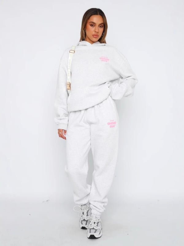 Ženski dvodijelni set s kapuljačom i hlačama, logotip, dugi rukavi, casual stil, poliester 90–95%, proljeće 2025