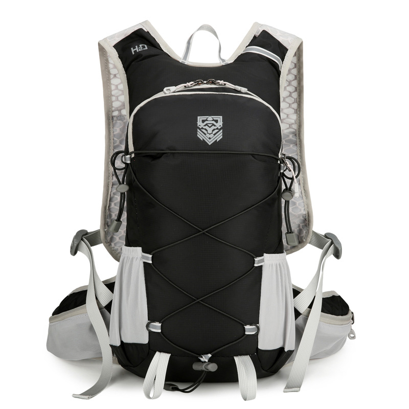 Трекинг раница: водоотблъскваща материя, полиестрова подплата, извити презрамки, унисекс