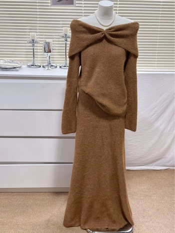 Dvodjelni pleteni set: pulover i midi suknja, elegantan uredski stil, poliester 50–70%, Zima 2025