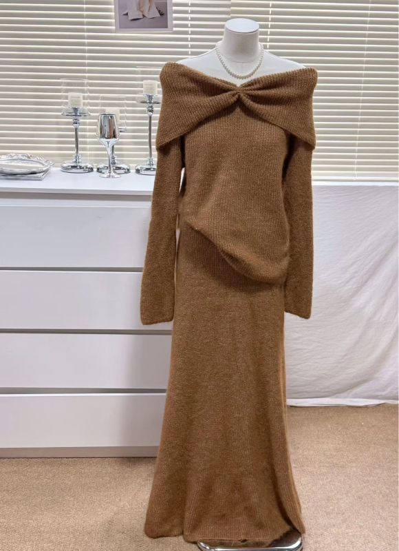 Dvodjelni pleteni set: pulover i midi suknja, elegantan uredski stil, poliester 50–70%, Zima 2025