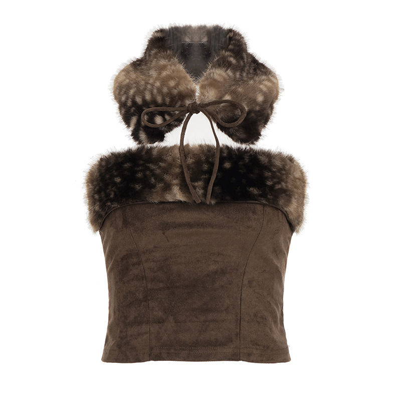 Set s leopard printom: kratki bustier top i A-linijska haljina s niskim strukom, bez rukava, uz pahuljasti šal od umjetnog krzna