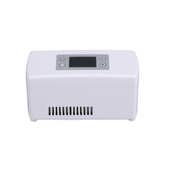 Мини хладилник за автомобили за инсулин, капацитет до 5 л, 15W, 12V/220V, температурен диапазон 2–18°C