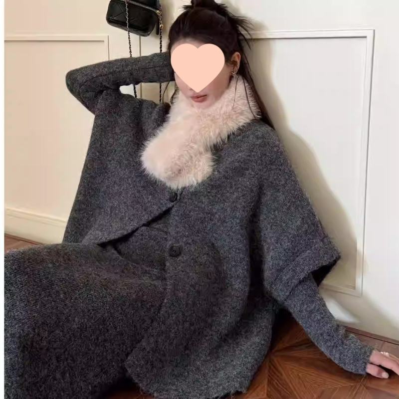 Haljina-kardigan Batwing s kragnom od krzna, trodjelni set, pletena ovčja vuna, poliester-elastan, dugi rukavi