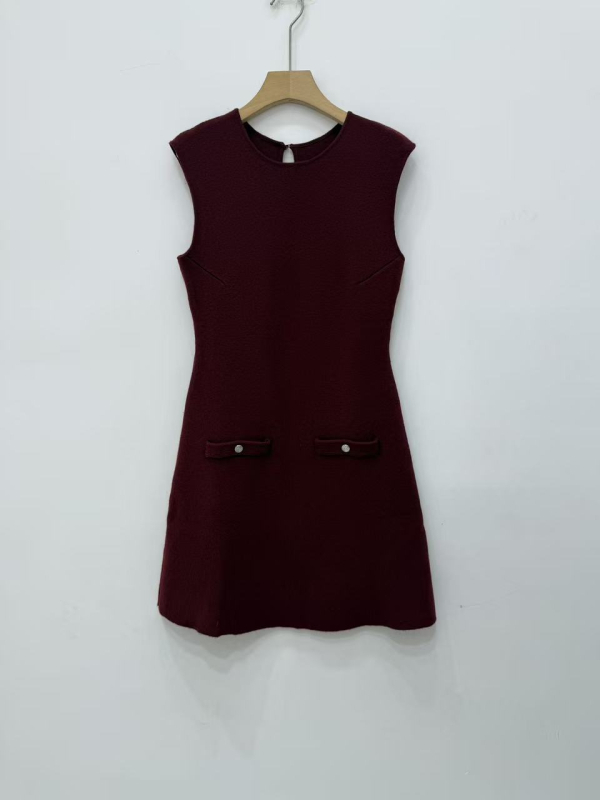 Set tricotat: top din tricot cu guler înalt și rochie fără mâneci, din tricot, lungime scurtă, toamnă 2025, stil casual de costum