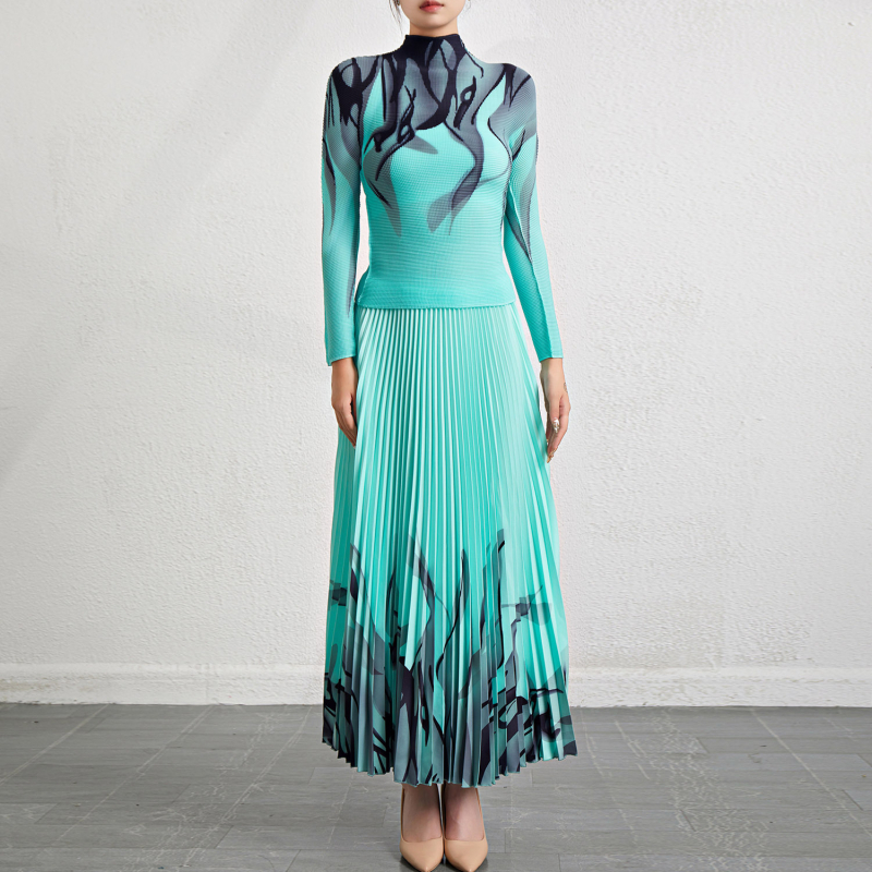 Set din două piese pentru femei: top cu mânecă lungă, în dungi, și fustă cu imprimeu, din chiffon și poliester, stil elegant pentru purtare zilnică, toamna 2023