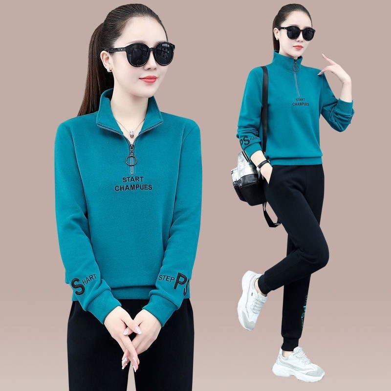Ženski sportski kostim, jesen 2024, gornji dio s stojećim ovratnikom i dugi rukav, usklađene hlače, dvodijelni set, poliestersko-elastanska smjesa 50–70%