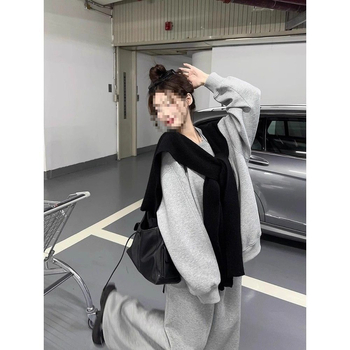 Set pantaloni casual din trei piese pentru femei, mâneci lungi, pantaloni trei sferturi (polyester, iarna 2025)