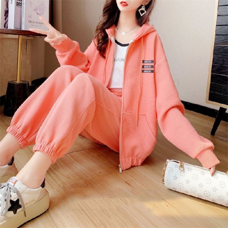 Női kétrészes, lezser sportos szett 3D mintával, poliészter anyag, nadrág, 3/4-es ujj (Őszi 2023)