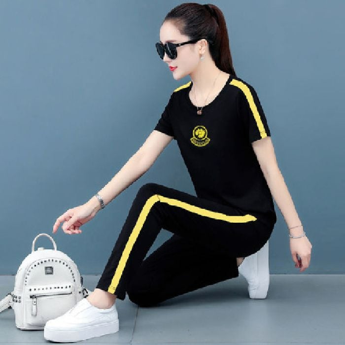 Női két darabból álló ruhaszett: hosszú ujjú felső és hosszú nadrág, poliészter 95% feletti, panelvarrás, elegáns üzleti stílus