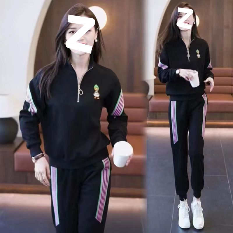 Ženski dvodijelni sportski komplet: mikina i trenirke, jesen/zima 2024, opuštena silueta, moderan stil.