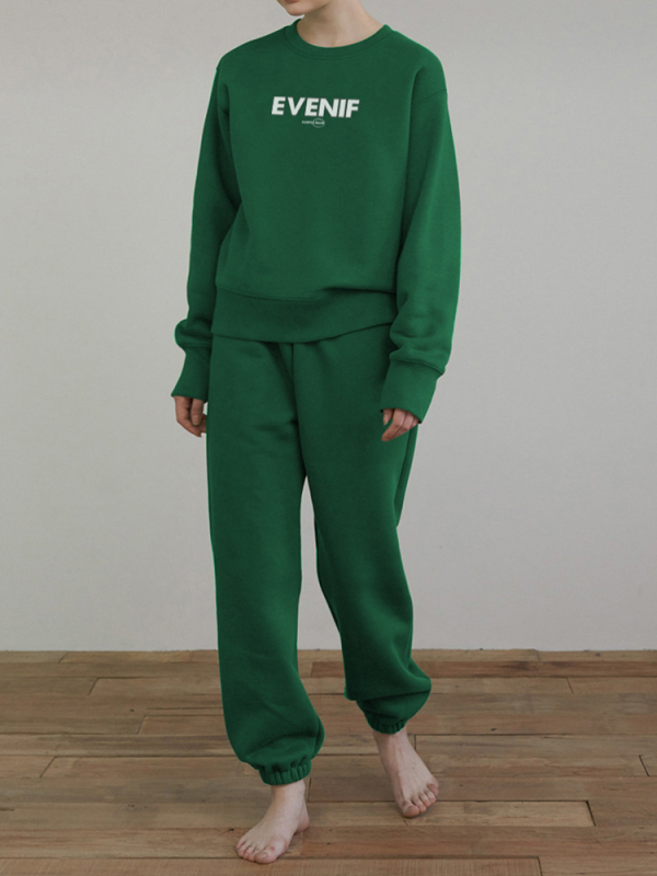 Set trening femei din două piese, hanorac căptușit fleece și pantaloni jogger, amestec bumbac-poliester, imprimeu, toamnă 2025