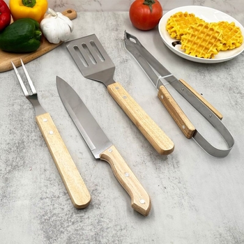 Комплект за барбекю от неръждаема стомана с дървена дръжка, 4 части: нож, клещи, вилица и шпатула – артикул GF0301