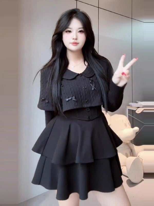 Elegantni ženski kostim u francuskom stilu, set gornji dio i suknja, Top s T-shirt krojem s 3D uzorkom i spojnim šavovima, poliester, Zima 2025