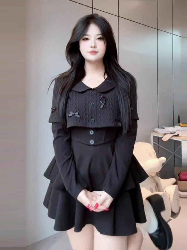 Elegantni ženski kostim u francuskom stilu, set gornji dio i suknja, Top s T-shirt krojem s 3D uzorkom i spojnim šavovima, poliester, Zima 2025