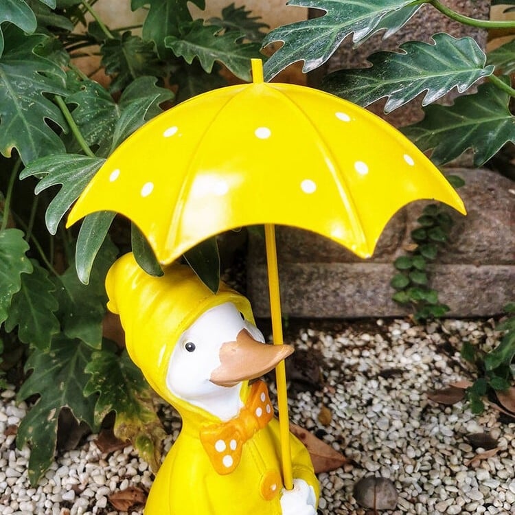 Rață ornament pentru grădină – sculptură din rășină sintetică, pictată manual, pentru curte, terasă și balcon, rezistentă la intemperii