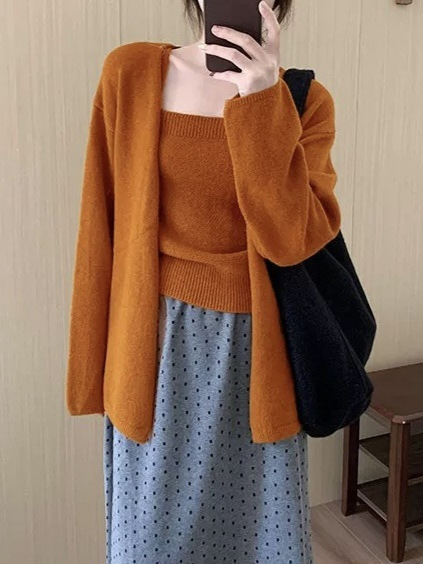 Dvodijelni pleteni set: kardigan i vest, dugi rukavi, ležerni japansko-korejski stil, mješavina vlakana akrila 30–50%, jesensko-zimski model 2025