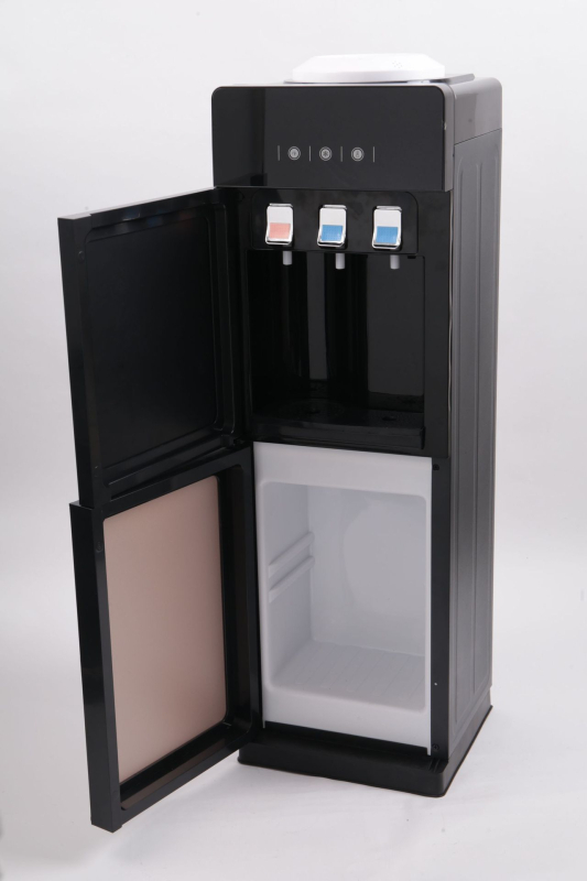 Háztartási függőleges vízadagoló meleg és hideg vízzel, modell 299-1, teljesítmény 550W, 220V