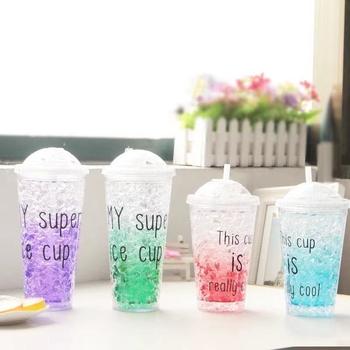 Пластмасова чаша със сламка, двойна стена за запазване на студено, печат на лого, възможност за персонализация, дизайн с букви и цифри, подходяща за офис, автомобил и чайна.