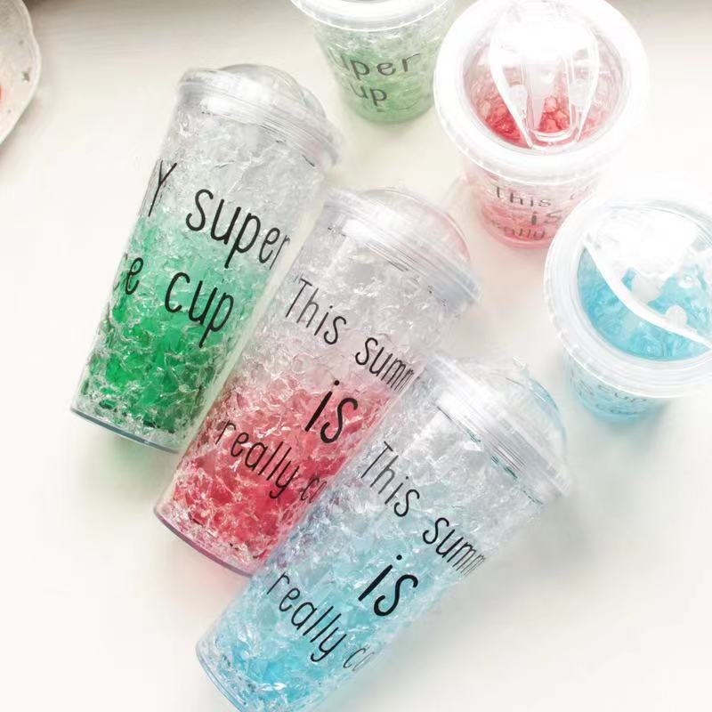 Пластмасова чаша със сламка, двойна стена за запазване на студено, печат на лого, възможност за персонализация, дизайн с букви и цифри, подходяща за офис, автомобил и чайна.