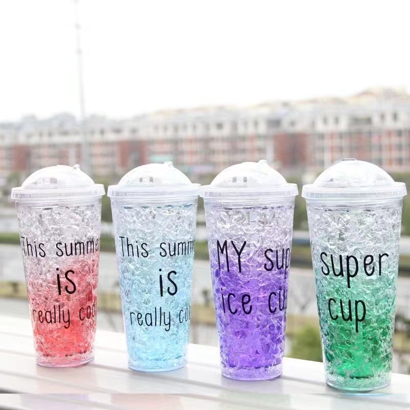 Пластмасова чаша със сламка, двойна стена за запазване на студено, печат на лого, възможност за персонализация, дизайн с букви и цифри, подходяща за офис, автомобил и чайна.