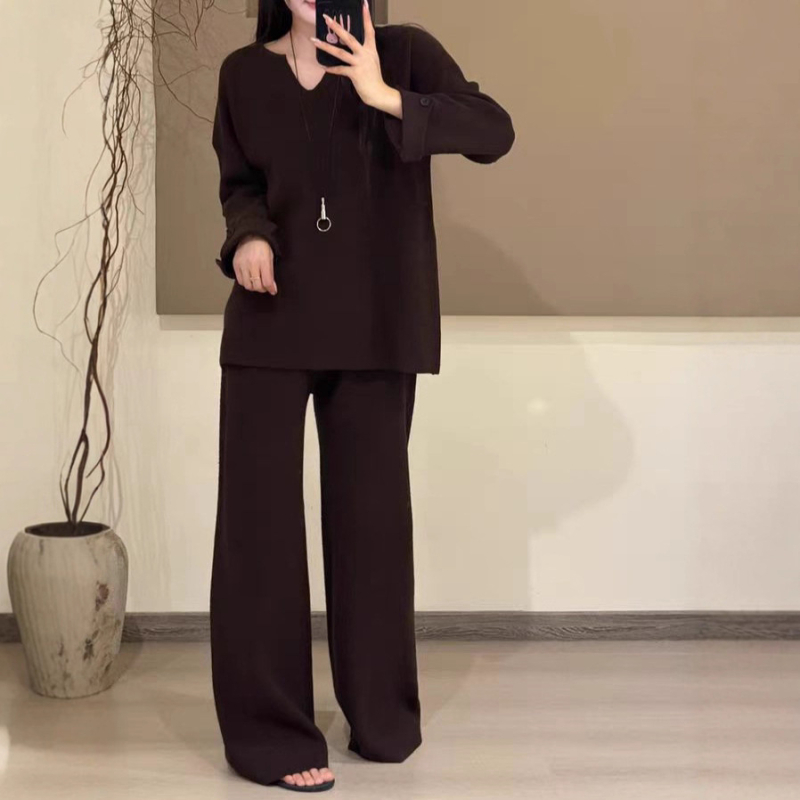 Ženski dvodjelni pleteni set s puloverom i hlačama — jednobojni uzorak, dugi rukavi, akrilna vlakna s elastanom, sadržaj elastana 30–50%, bez peglanja, elegantan svakodnevni kostim
