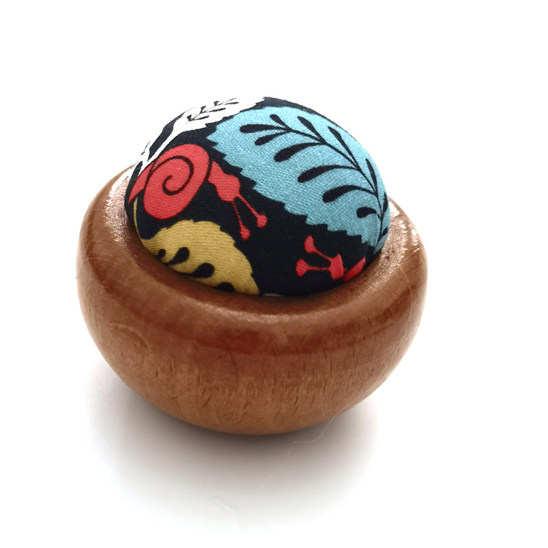 Drvena kutija za šivanje s podlogom za igle za križni šivanje — ručno izrađeni DIY alati i platneni organizator za igle, E2005; 300 kom; bruto težina 10,1 kg; mogućnost prilagodbe