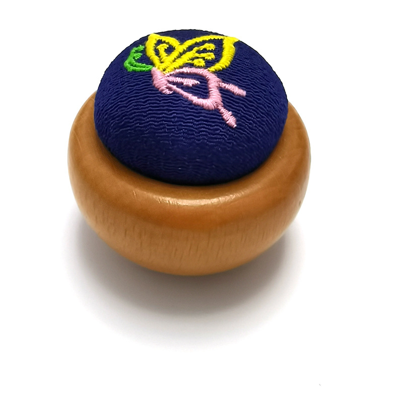 Drvena kutija za šivanje s podlogom za igle za križni šivanje — ručno izrađeni DIY alati i platneni organizator za igle, E2005; 300 kom; bruto težina 10,1 kg; mogućnost prilagodbe