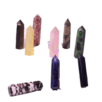 Διακοσμητική κρυστάλλινη στήλη, στήλη με ένα αιχμηρό άκρο, κρυσταλλικό υλικό, μοντέρνο μινιμαλιστικό στυλ