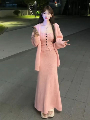 Set de costum trei piese pentru femei: cardigan cu mâneci lungi și fustă mini, material poliester, țesătură vopsită în fire, colecție iarnă 2025