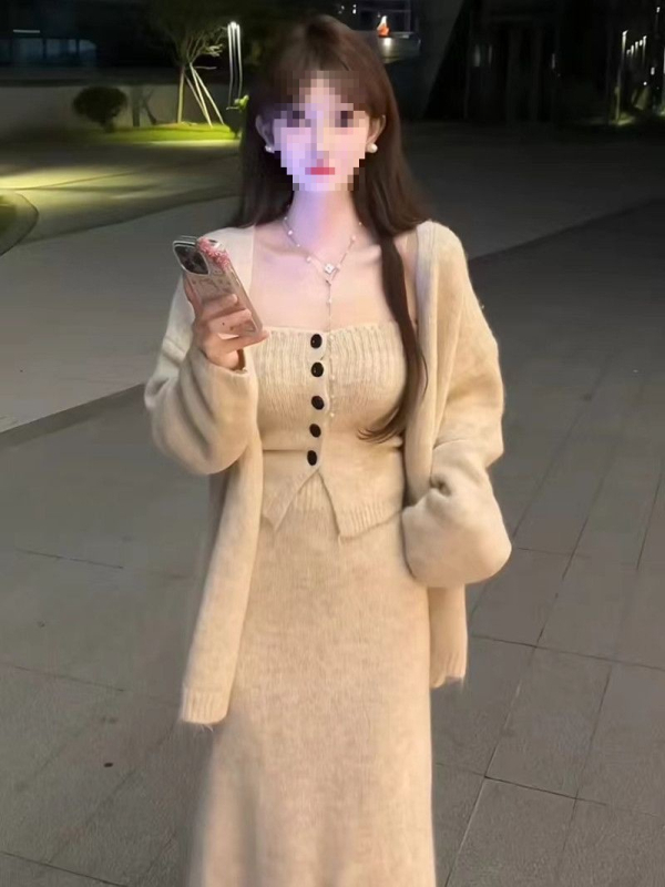 Set de costum trei piese pentru femei: cardigan cu mâneci lungi și fustă mini, material poliester, țesătură vopsită în fire, colecție iarnă 2025