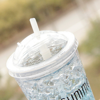 Απομονωμένο πλαστικό κύπελλο με καλαμάκι, γέλη διπλού στρώματος ψύξης, 550 ml, με μεταξοτυπία