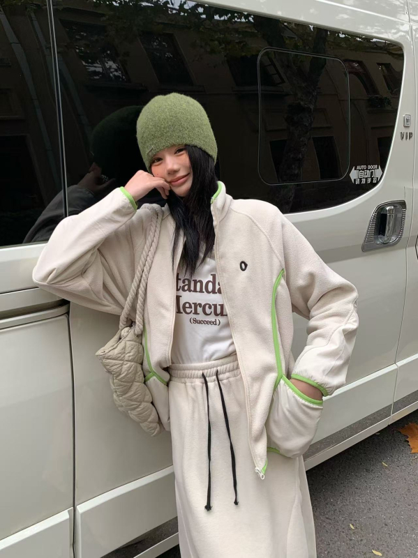 Ženski zimski set: flis kardigan i suknja s izvezenim motivom, japanski stil