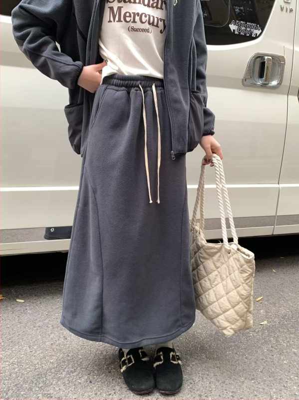 Ženski zimski set: flis kardigan i suknja s izvezenim motivom, japanski stil