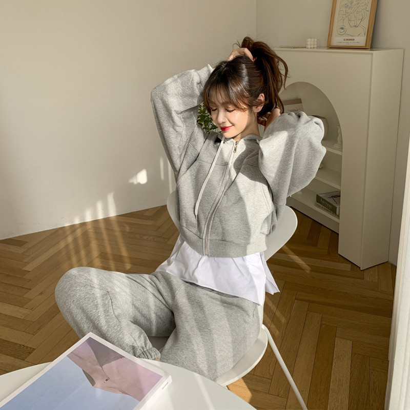 Set sport lejer pentru femei cu fleece, din bumbac >95%, două piese: hanorac cu mânecă lungă și pantaloni jogger, stil coreean, Primăvara 2026