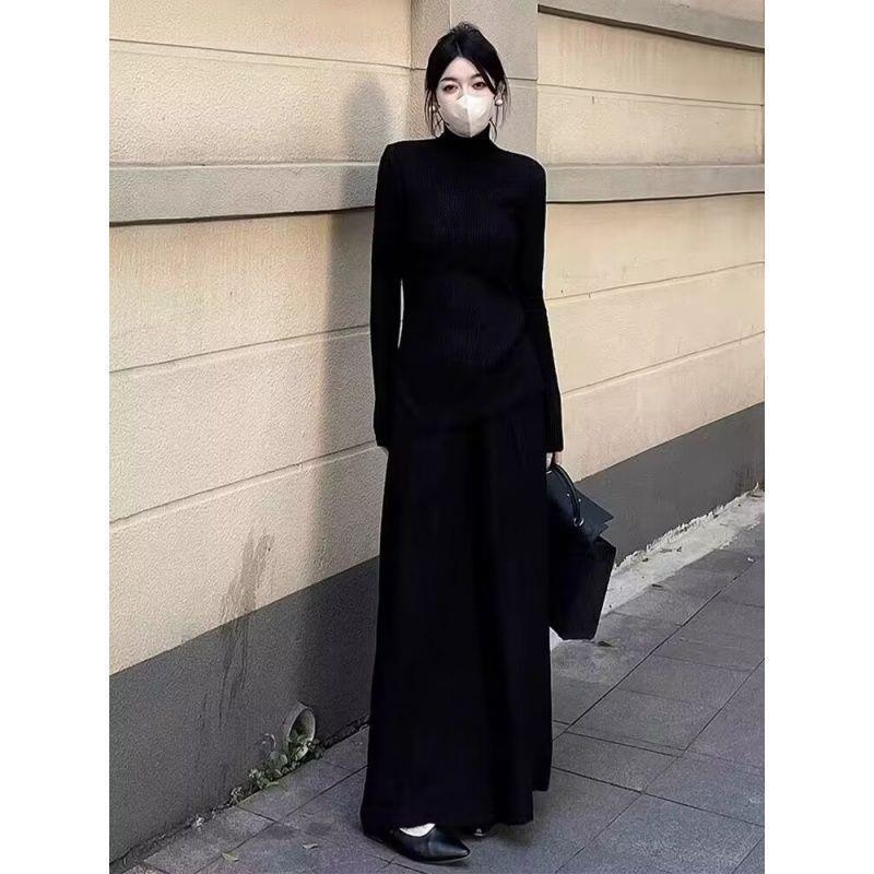 Set fustă-top: elegant costum feminin cu fustă lungă cu despicare, top tricot cu mâneci lungi, imprimeu și vopsire, cașmir