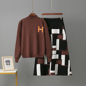Dvodelni set: pleteni džemper i midi suknja, karirani jacquard materijal, viskoza, duge rukave