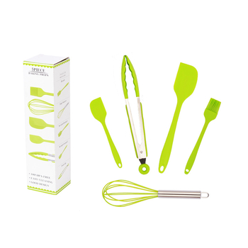 Set din silicon cu cinci piese pentru bucătărie: clips pentru aliment, tel pentru ouă, spatulă, pensulă de ulei și instrumente de copt; mânere din silicon; protecție împotriva arsurilor